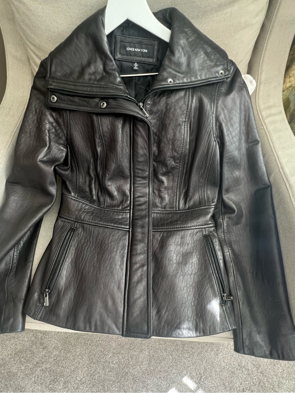 Jones New York genuine leather women’s jacket Small